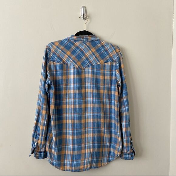 AMERICAN Eagle-Boyfriend Fit Plaid Button Down Shirt - Picture 2 of 7